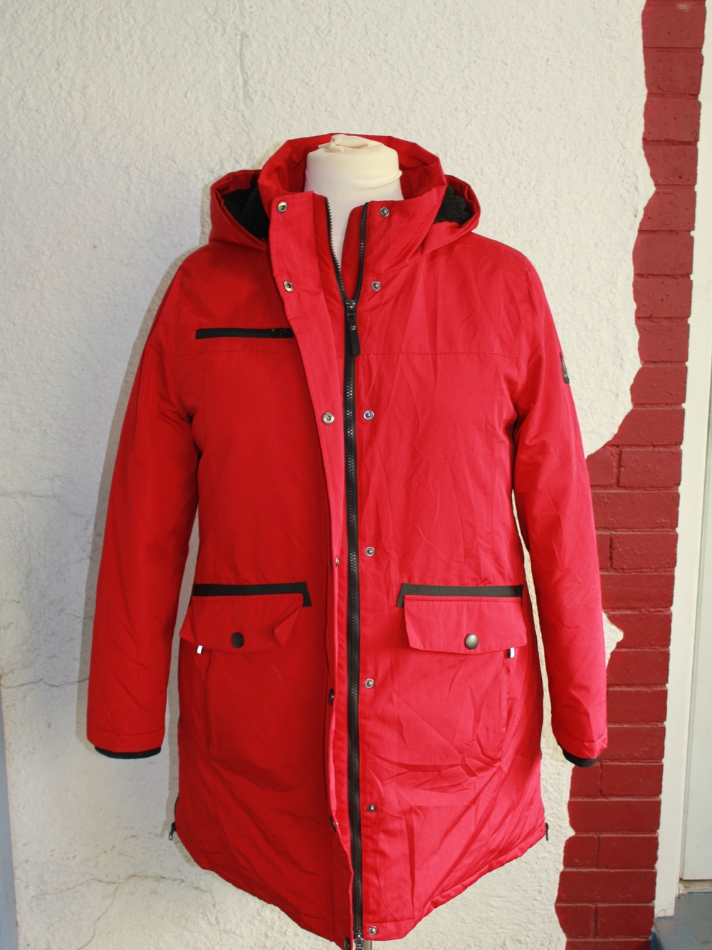 Women’s Red Hooded Ski Parka Jacket